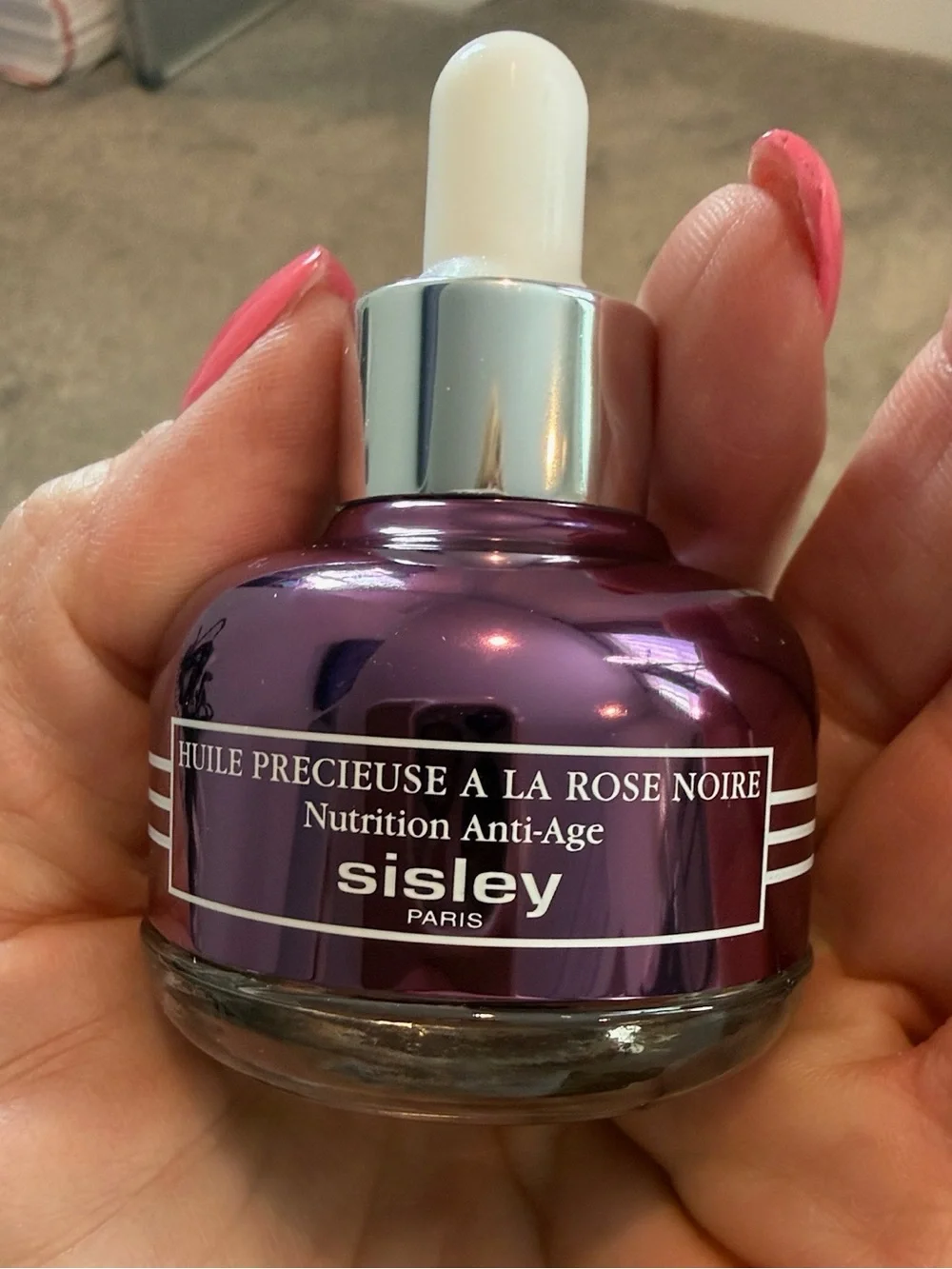 Sisley Paris black rose precious face oil
